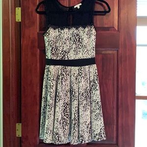 Tank top black and white formal dress.